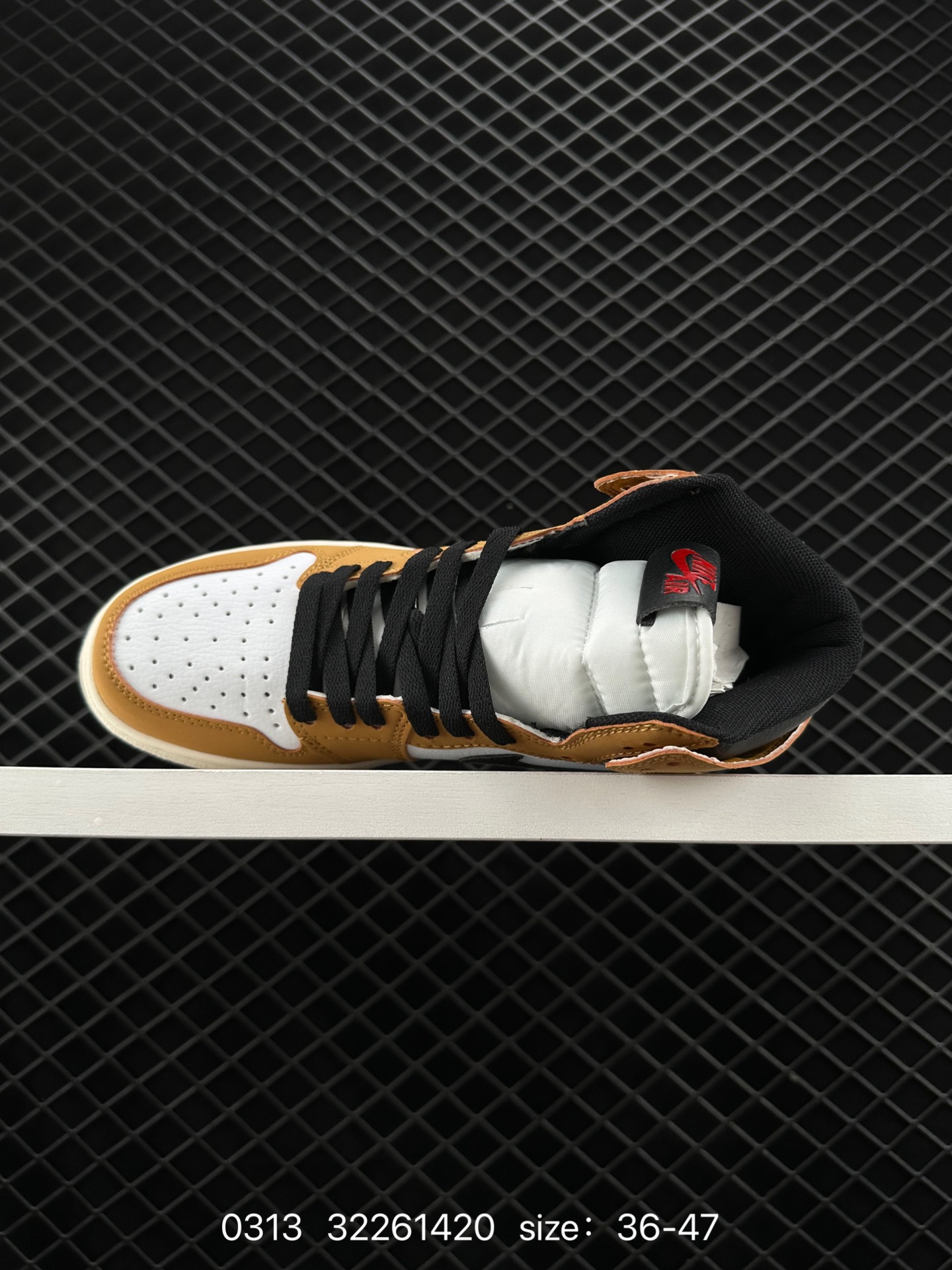 Air Jordan 1 Mid AJ1